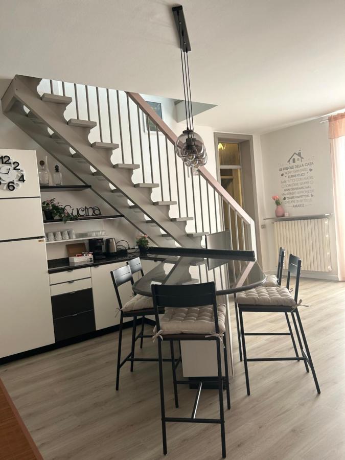 D-Place Apartment Piazza Duomo Крема Экстерьер фото