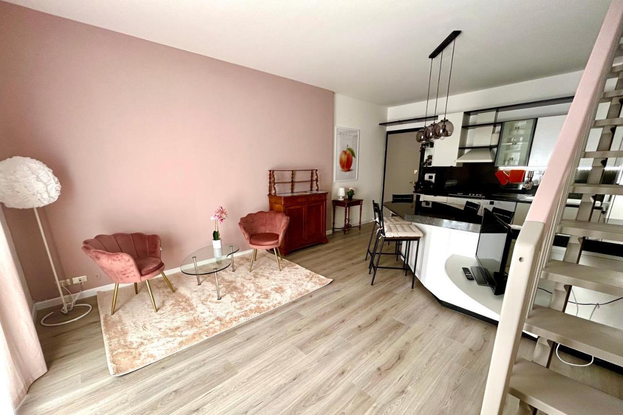 D-Place Apartment Piazza Duomo Крема Экстерьер фото