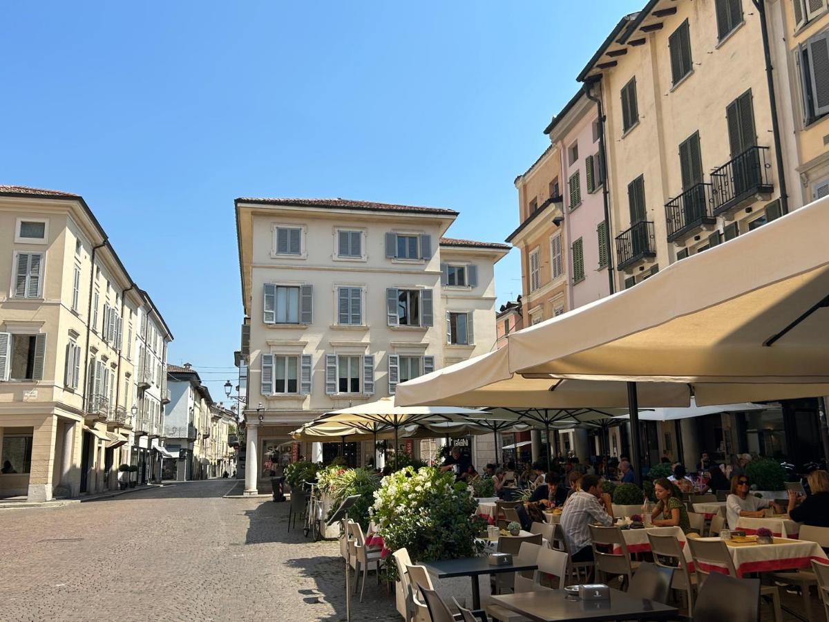D-Place Apartment Piazza Duomo Крема Экстерьер фото